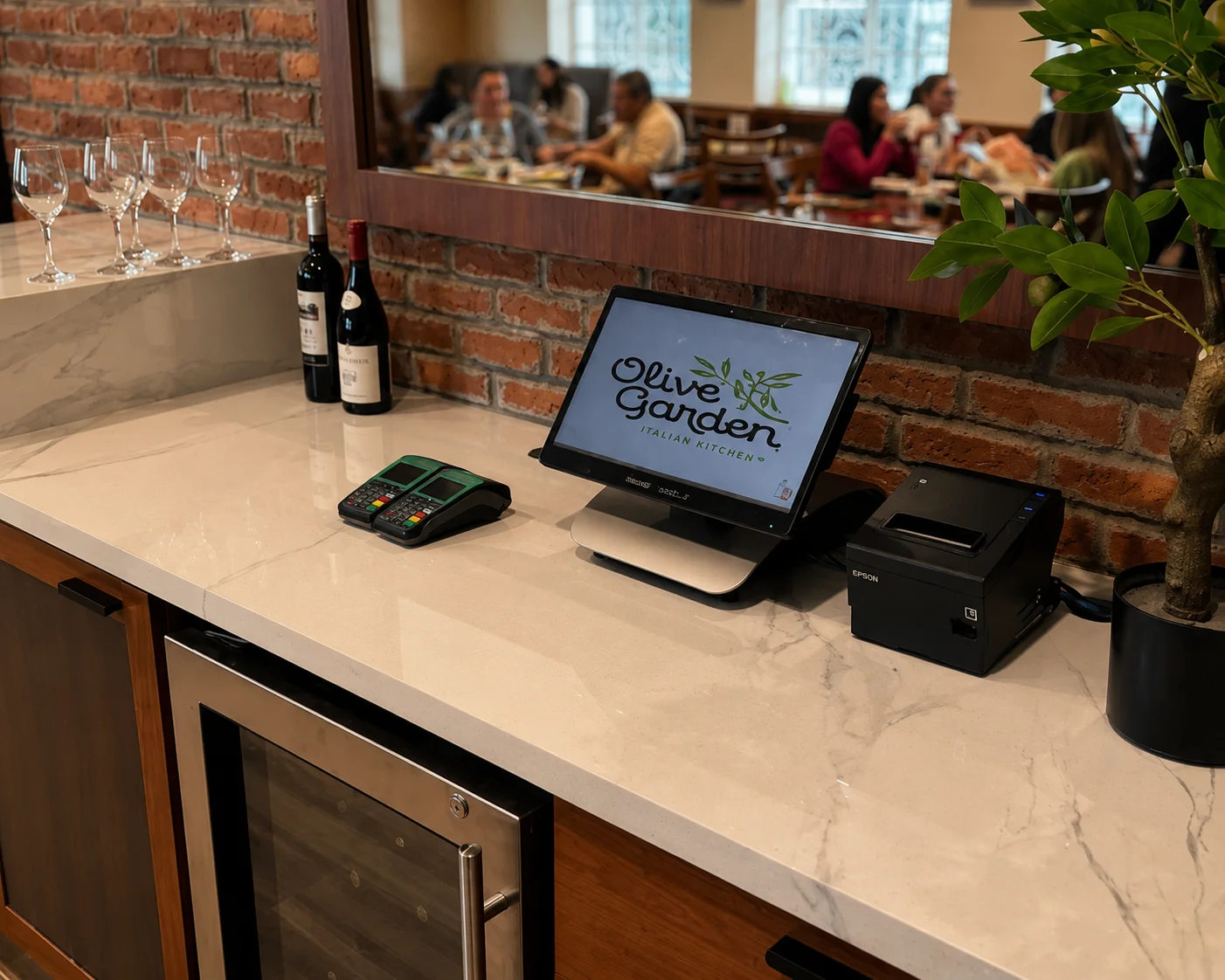 POS para restaurantes en Ecuador con Oracle Simphony